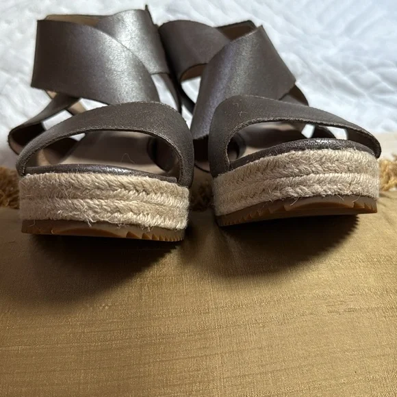 Eileen Fisher Willow Espadrille Wedge Sandals - Picture 8 of 13